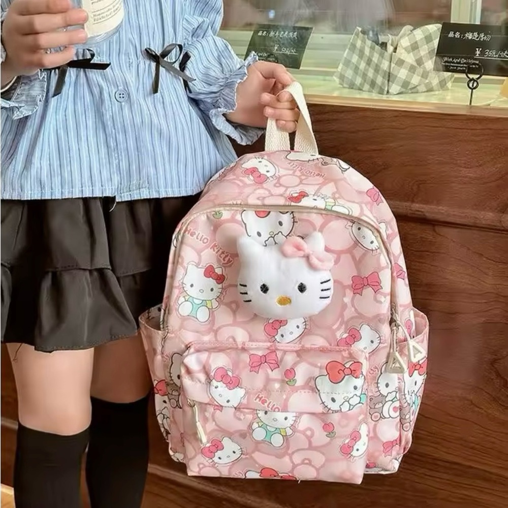 Hello Kitty Kids Backpack - Picture 4 of 11